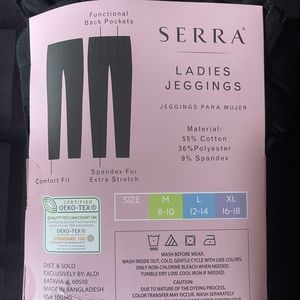 Black Women’s Jeggings Brand New w/tags